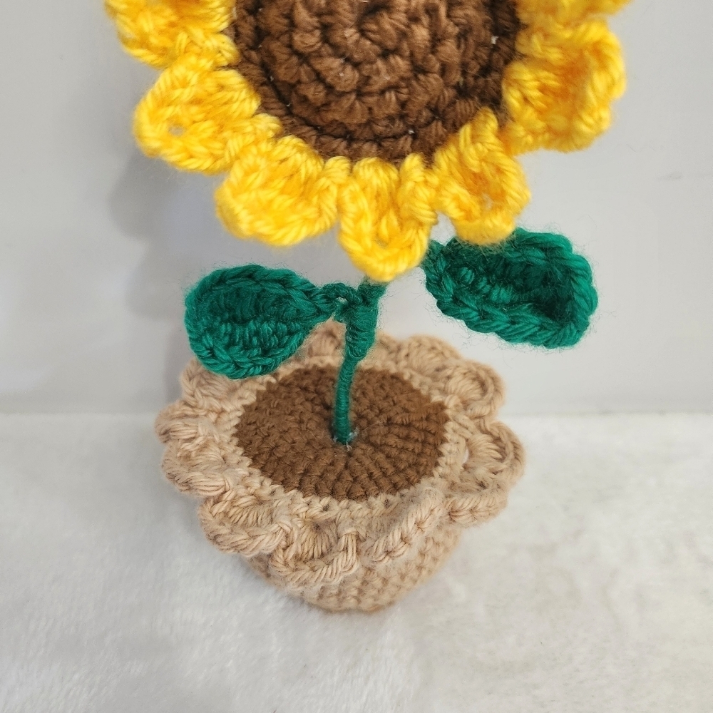Sunflower 7" Handmade Crochet Flower Pot - Picture 5 of 8